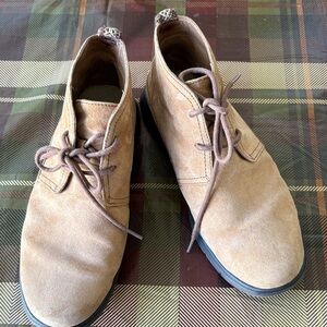 UGG Men's Light Brown Suede Chukka Boots